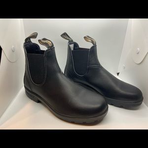 Brand New Blundstones